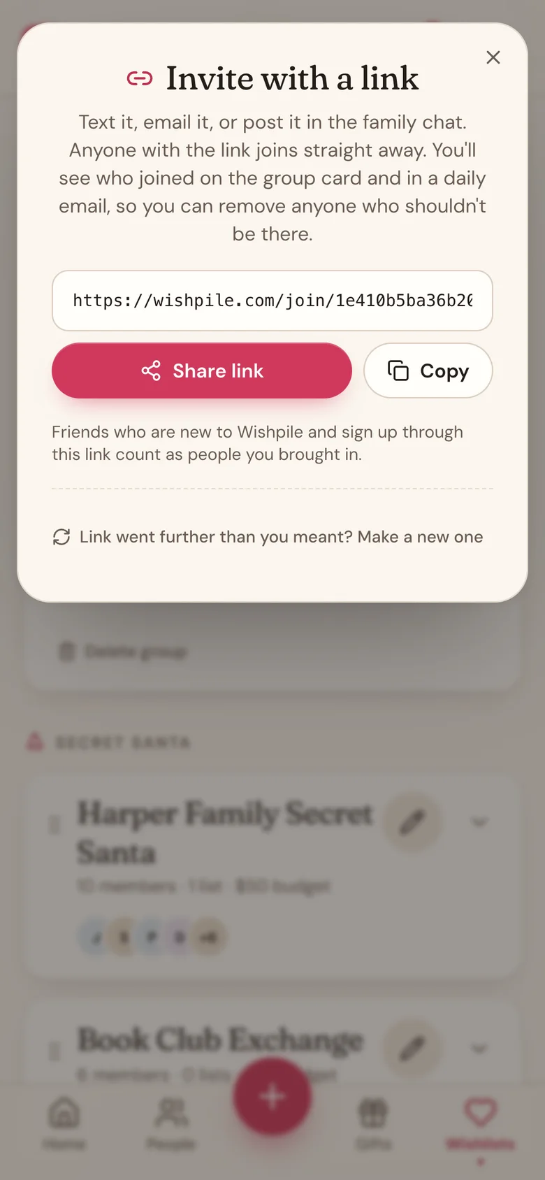 The Invite with a link sheet with the group's link, Share link, and Copy